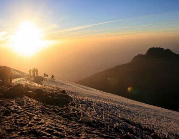 7 days Kilimanjaro climbing via Machame route