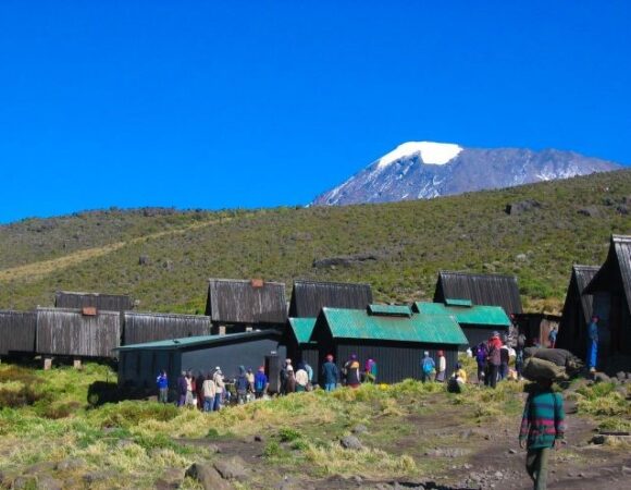 5 days Kilimanjaro climbing via Marangu route